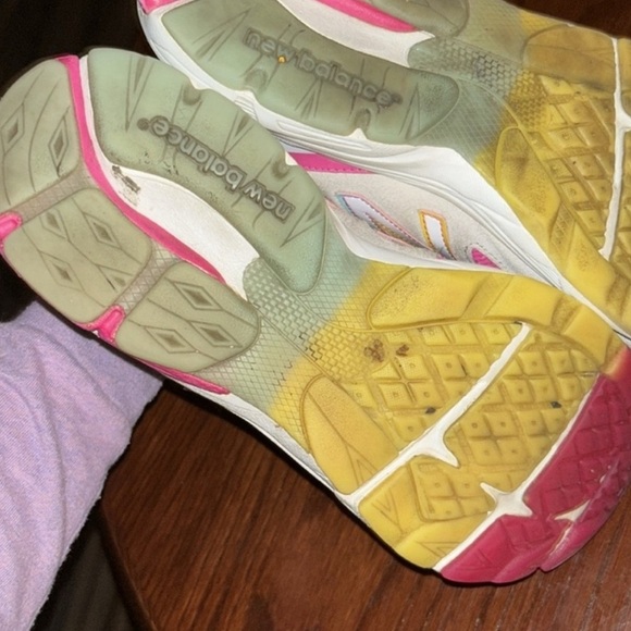 New Balance Gray Sneakers with Pink and Yellow Highlights - Picture 5 of 5